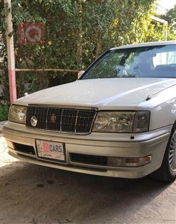 تۆیۆتا کراون